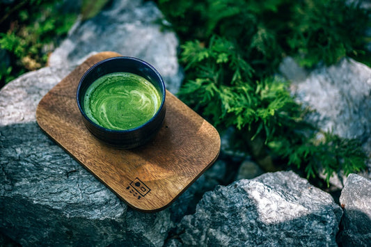 Matcha ali maca? 7 ključnih razlik med dvema superživili, ki ju mnogi zamenjujejo