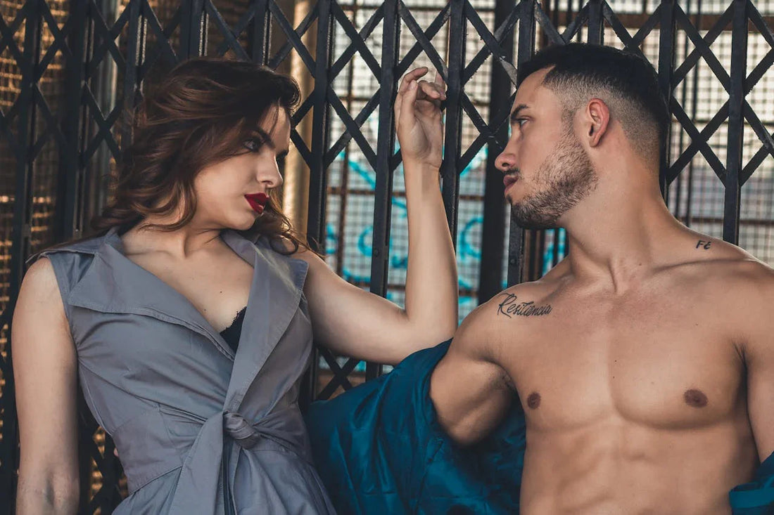 Horny čokolada: zakaj postaja simbol strasti in romantike - Temptico Čokolada